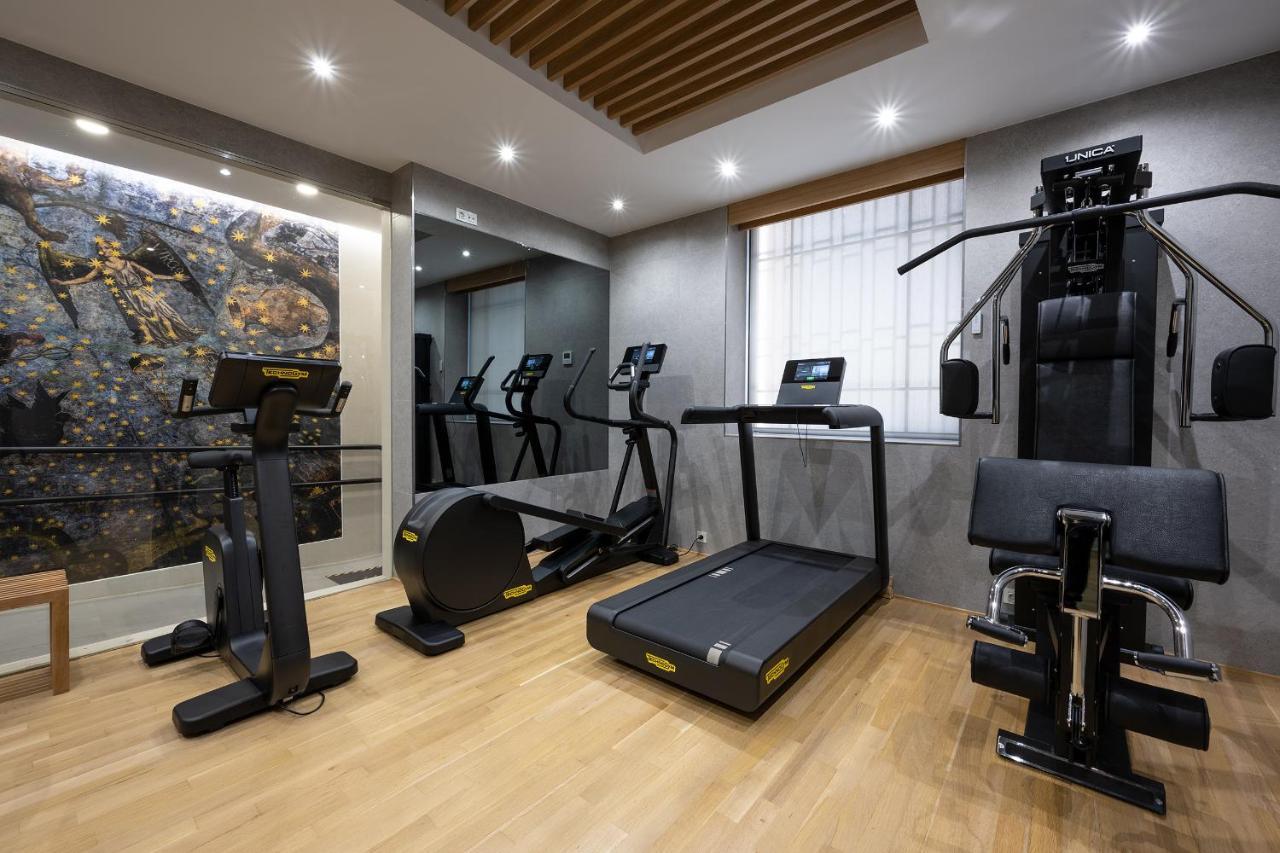 Hotel Rector Salamanca Eksteriør bilde A gym in a hotel