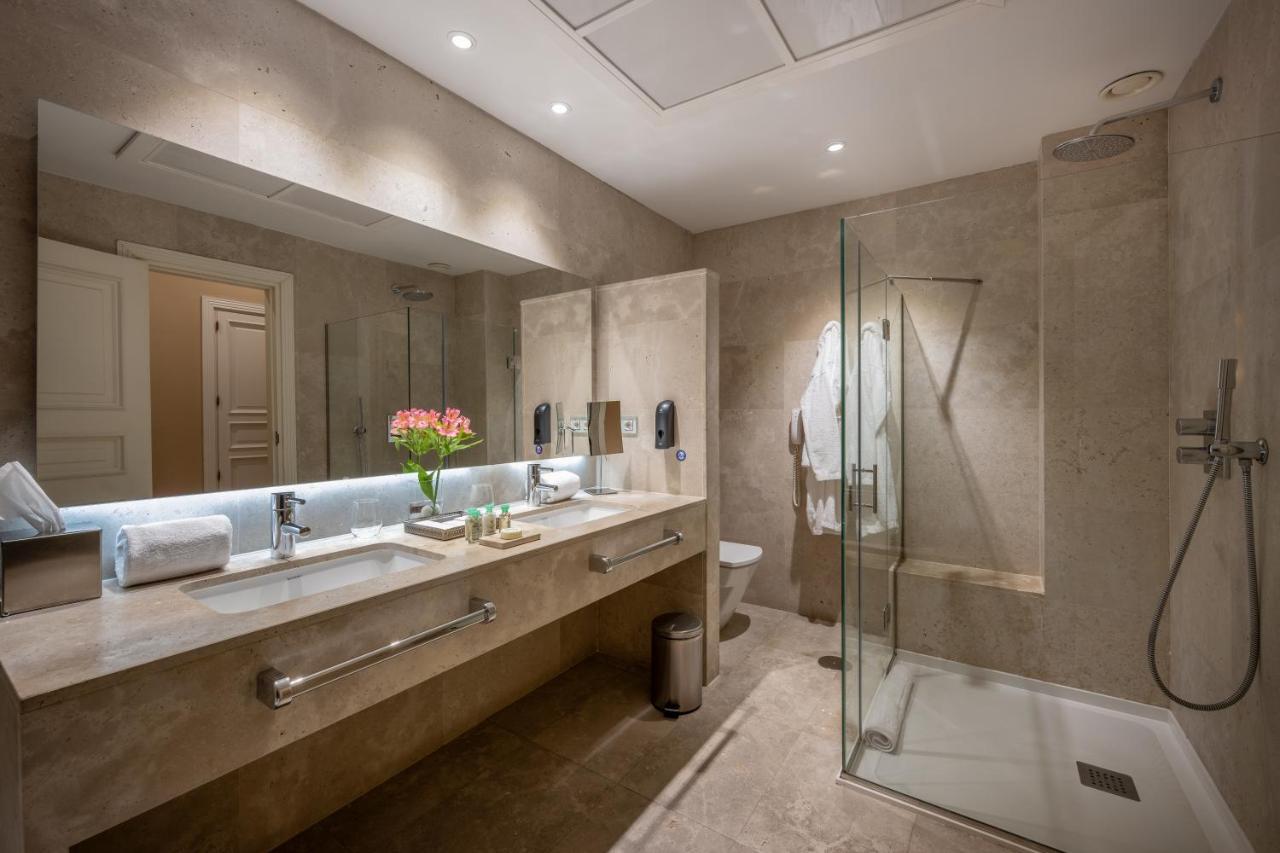 Hotel Rector Salamanca Eksteriør bilde Bathroom